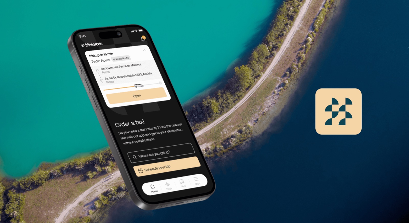 Приложение Mallorcab на iPhone: отслеживание водителя и заказ такси на фоне пейзажа острова.